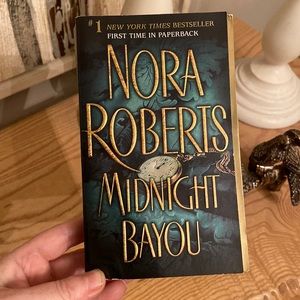 Book: Midnight Bayou by Nora Roberts